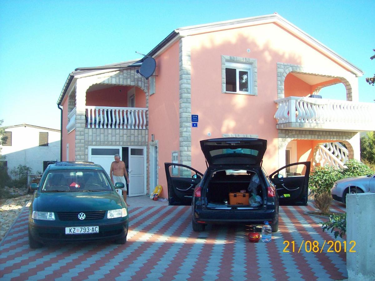 Apartments With A Parking Space Vir - 17422 Exteriér fotografie