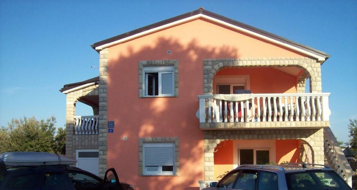 Apartments With A Parking Space Vir - 17422 Exteriér fotografie
